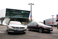 1日目のランチは、ドイツ・シュトゥットガルトのポルシェミュージアムでとることにした。1階のカジュアルなレストラン「ボクセンシュトップ」（独語で「ピットストップ」の意）でシュニッツェルをいただいた。美味だった。
    