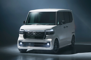 ホンダの軽「N-BOX」「N-BOXカスタム」に装備充実の特別仕様車