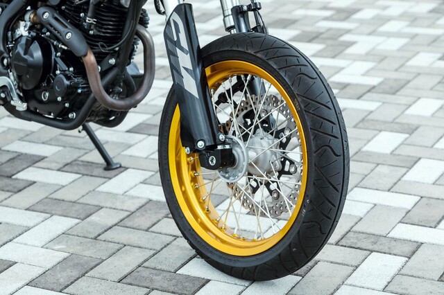 カワサキKLX230SM（6MT）【レビュー】 バイク版“街の遊撃手” - webCG