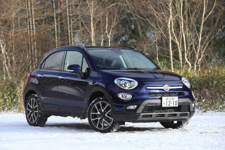 フィアット500Xクロスプラス