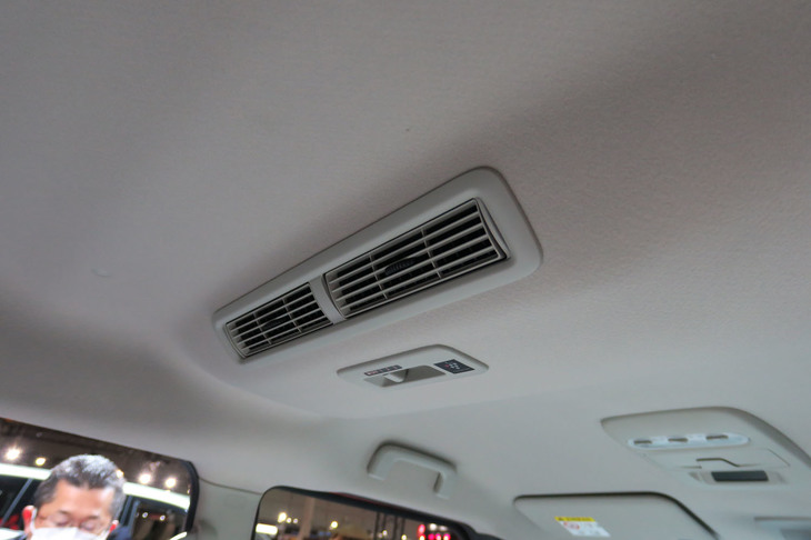 新型「三菱eKスペース」