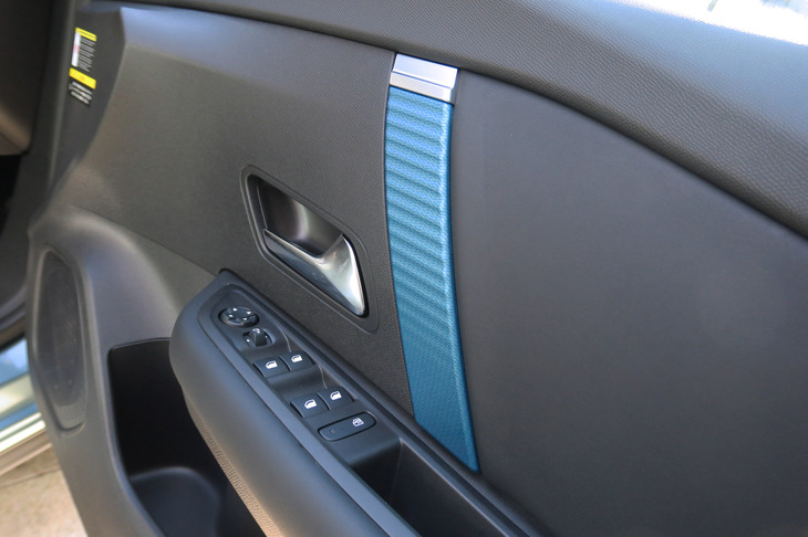 シトロエンE-C4エレクトリック（フロントドアトリム）