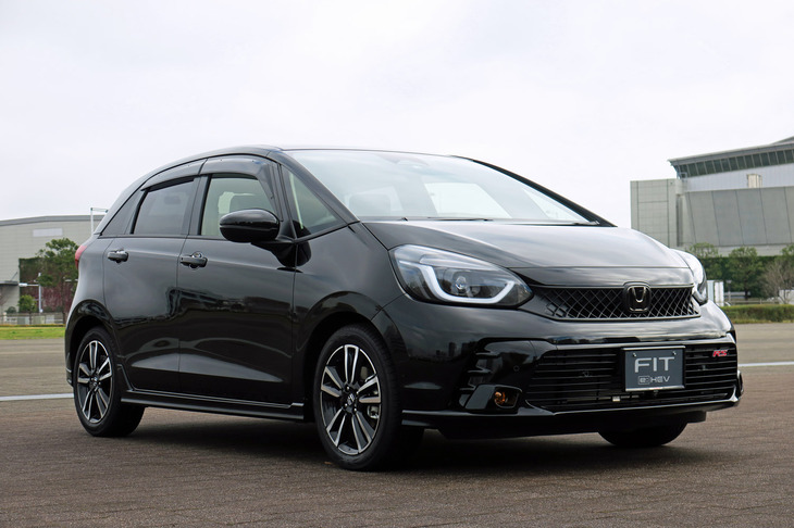 ホンダ・フィット e:HEV RS ホンダアクセス用品装着車（エクステリア）