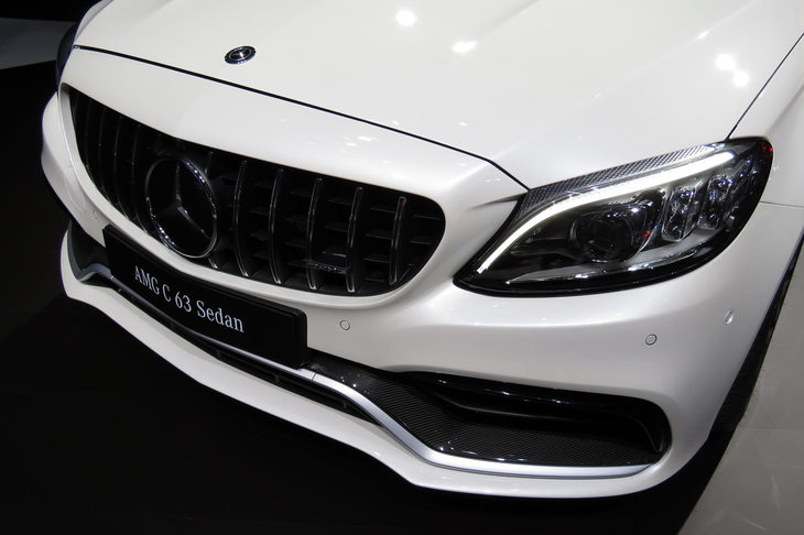 メルセデスAMG C63 Sセダン（フロントグリル）