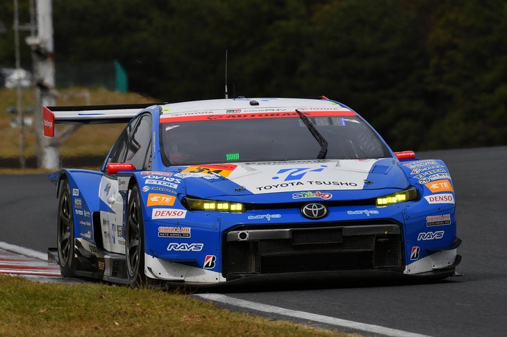 No.31 TOYOTA GR SPORT PRIUS PHV apr GT