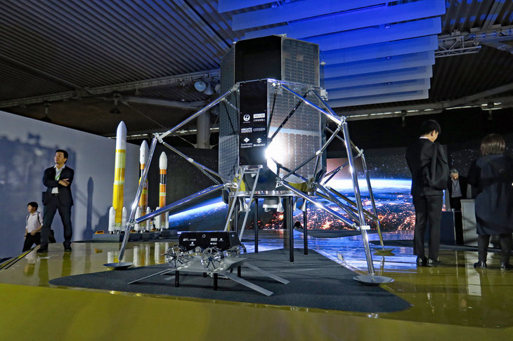 さらに奥へ進むと、展示のテーマは水素エネルギーから宇宙へ。