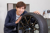 DJサッシャが聞く　BMWの走りを支える承認タイヤの秘密10