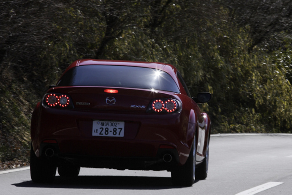 マツダrx 8 Type Rs Fr 6mt Type S Fr 6mt 試乗速報 マツダの親心が伝わる Webcg