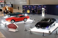 イベントリポートも充実しています。4月に幕張メッセで開催されたオートモビル カウンシル（写真）やフランスのレトロモビルについて、会場の様子を詳しくリポートします。（photo：荒川正幸）