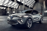 トヨタ、5ドア仕様のC-HRコンセプトを公開【フランクフルトショー2015】