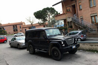 2007年の「マッシフ」は、提携先であったスペインのサンタナ製で、かつて同社がライセンス生産していた古いランドローバーのシャシーに、ジウジアーロによるボディーを組み合わせたものだった。2011年の労働争議により、やむなくカタログから落とされた。