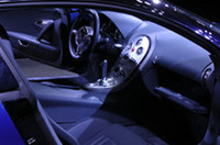 【東京モーターショー2005】ブガッティ・ヴェイロンは1億6300万円 300台限り！の画像