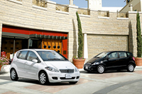 「メルセデス・ベンツAクラス」にナビ付きの特別仕様車の画像