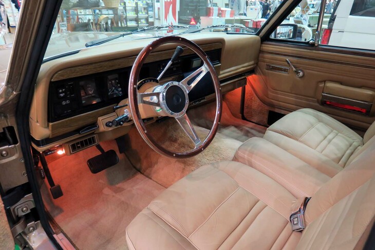 ジープ・グランドワゴニア（1988年／BUDDY-AUTO）