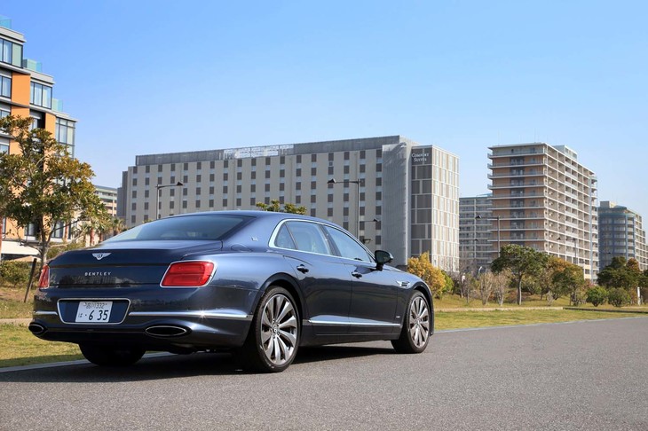 ベントレー・フライングスパー