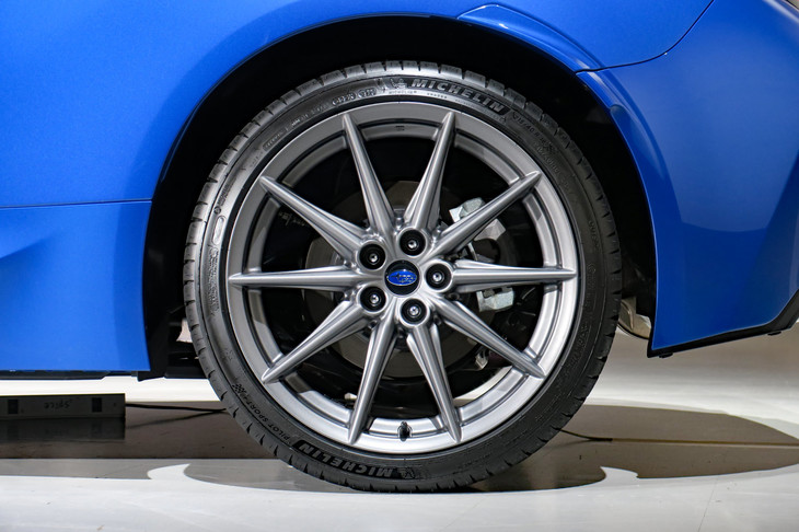 スバルBRZ（リアホイール＆タイヤ）