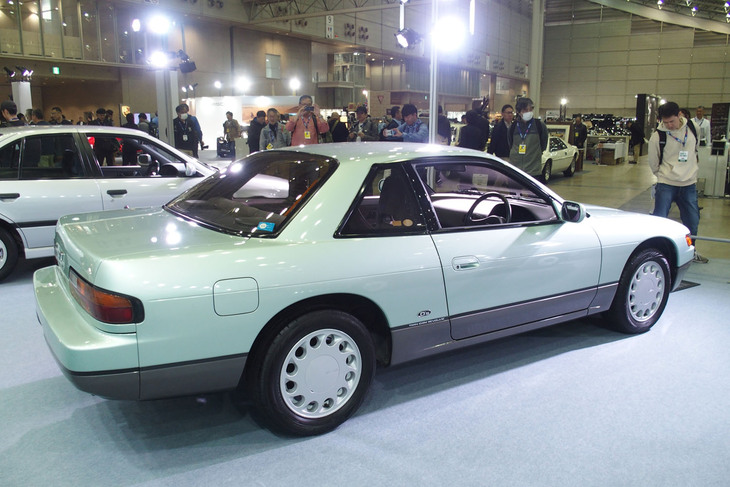 日産シルビア（1988年）