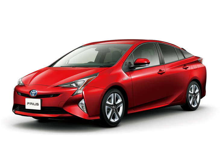 「アルファード」と同じく2015年にデビューした先代「プリウス」。トヨタデザインに革命が起きつつあるのを感じた。