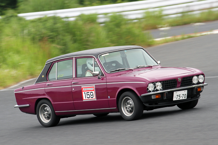 クラブマンズカップで予選2位ながらピットスタートとなってしまったものの、最終的に5位まで追い上げた1973年「トライアンフ・ドロマイト スプリント」。