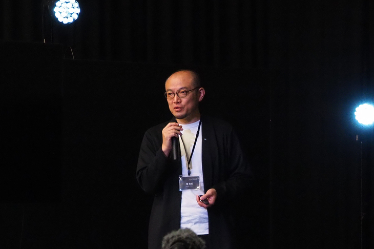 新型「CX-5」のチーフデザイナーである椿 貴紀さん。現行型はエレガントになりすぎた部分があったという。