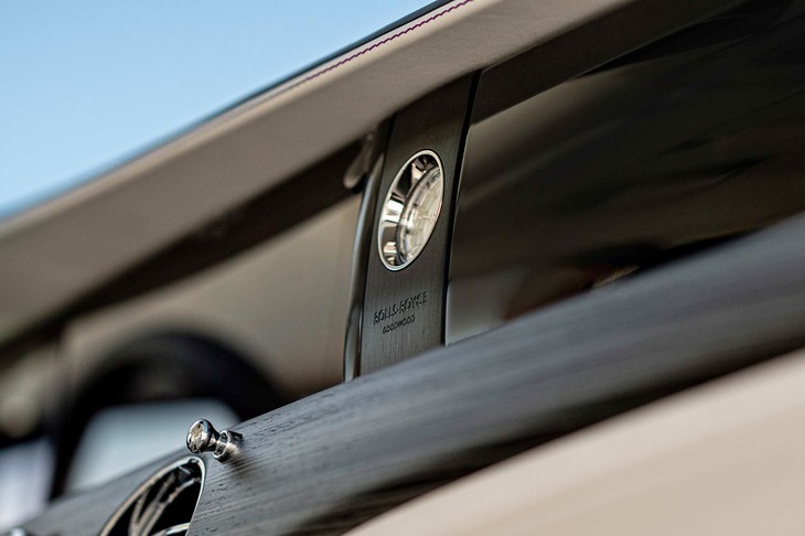 ロールス・ロイス・ゴースト（アナログ式クロック）