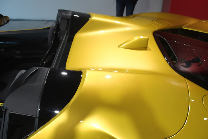 フェラーリSF90スパイダー（エクステリア）