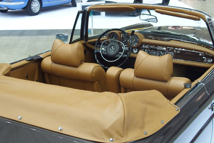 メルセデス・ベンツ280E 3.5 カブリオレ（1971年）／ガレーヂ伊太利屋