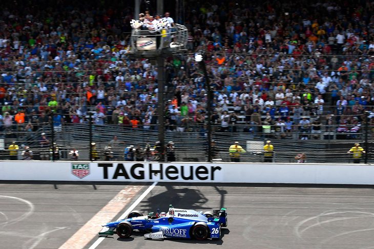 2017年にはエリオ・カストロネベスとの一騎打ちを制してインディ500初優勝。ピットストップによるポジションダウンを挽回しての勝利だった。