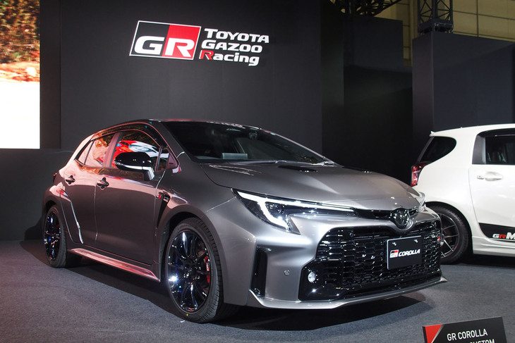 モリゾウの愛車として展示された「トヨタGRカローラMORIZOカスタム」。