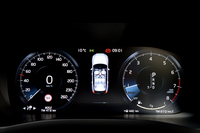 12.3インチのデジタル液晶ドライバーディスプレイは4つのモードからグラフィックを選べる。輝度は、外光の明るさに応じて自動調整される。