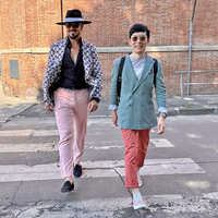 用心棒をつけた筆者、というのはうそで、ポルトガルのファッショニスタ、ウーゴ氏と。