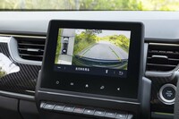 360度カメラシステムも標準装備。パーキングセンサーなども付いているので、駐車で困ることは少ないだろう。