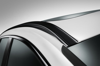 ボルボが「XC60」を仕様変更、R-DESIGNがより精悍にの画像