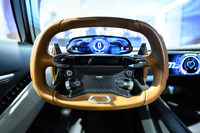 アストンマーティンが「ヴァルハラ」を日本初公開　最高出力1000bhpの新型ハイパーカーの画像