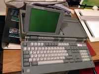 1980年代末のアムストラッド製ポータブルコンピューター「PPC640」。