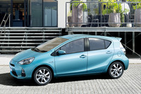 「トヨタ・アクア」