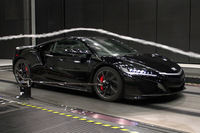 風洞実験はオハイオ州レイモンドと栃木の風洞施設で行われた。