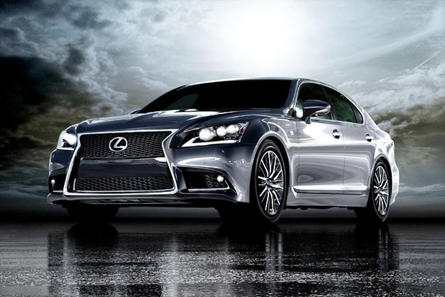 新型「レクサスLS」（米国2013年モデル）