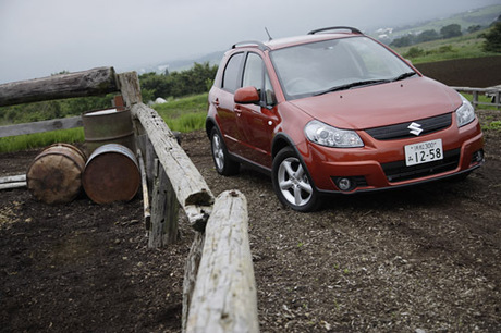 �X�Y�LSX4 1.5XG�iFF/4AT�j�^2.0S�i4WD/4AT�j�c�c164��8500�~�^203��7000�~2006�N7��4���ɔ������ꂽ�u�X�Y...