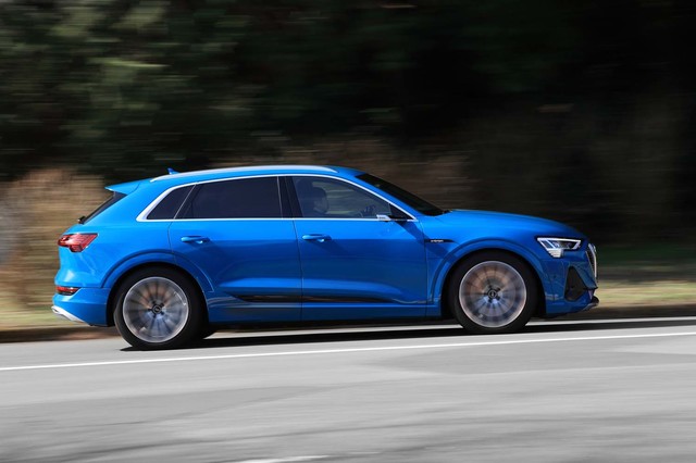 アウディe-tron 50クワトロSライン（4WD）【試乗記】 控えめは美徳か