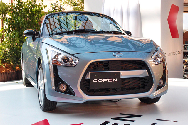 新型 ダイハツ コペン 発表会の会場から 内装 外装など40枚 画像 写真 Webcg