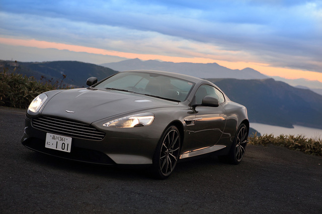 アストンマーティンdb9 Gt Fr 6at 試乗記 12気筒礼賛 Webcg