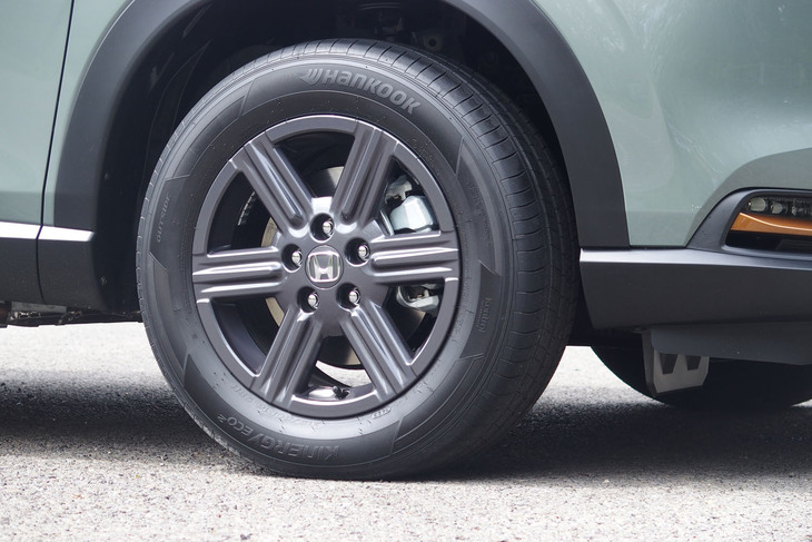 ホンダ・ヴェゼルe：HEV X HuNTパッケージ（ホイール）