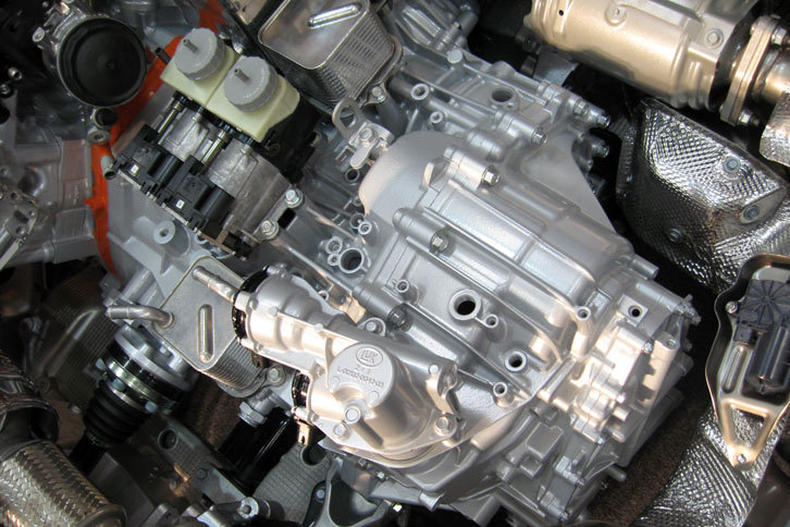 ホンダNSX（9段デュアルクラッチAT）