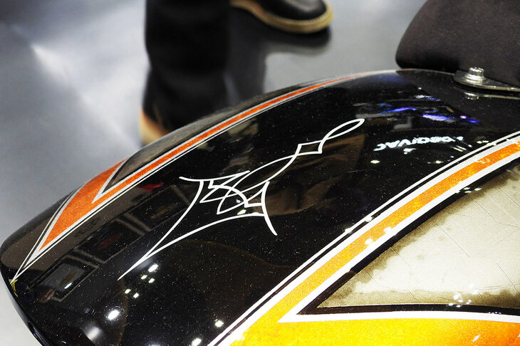 ハーレーダビッドソン南大阪の手になる2022年式「ハーレーダビッドソン・ブレイクアウト」。