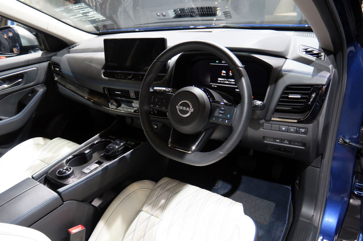 日産エクストレイルATECHカスタマイズド