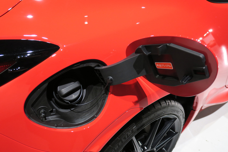 トヨタGR 86（給油口）