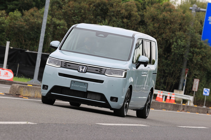 ホンダ・ステップワゴンe：HEVエアー