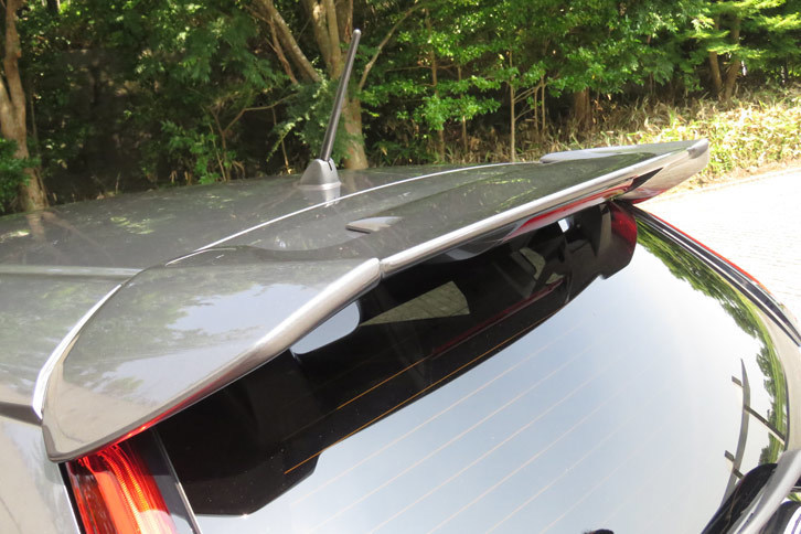 ホンダ・フィットRS Honda SENSING（テールゲートスポイラー）