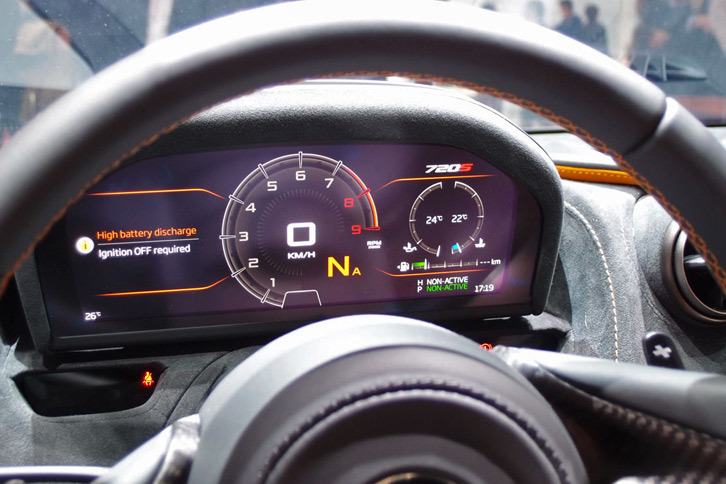 マクラーレン720S